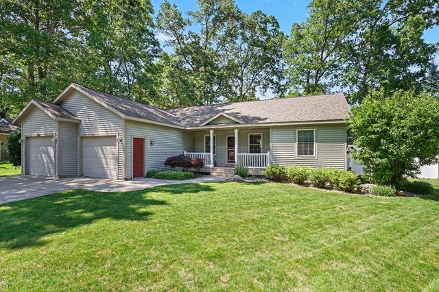2560 Huron Trail 7, Muskegon, MI 49445
