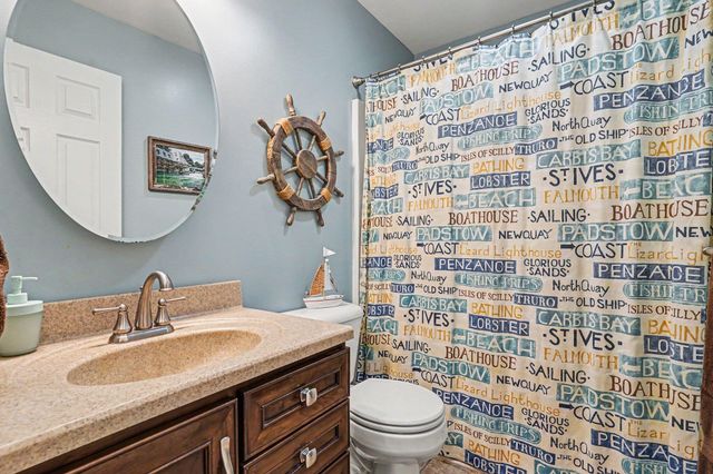2560 Huron Trail 7, Muskegon, MI 49445