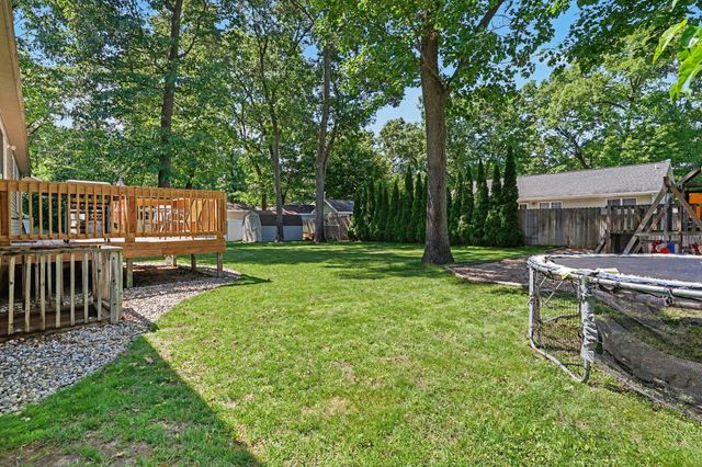 2560 Huron Trail 7, Muskegon, MI 49445