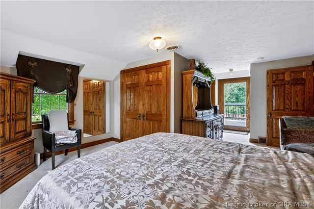 3814 Dogwood Drive, Floyds Knobs, IN 47119