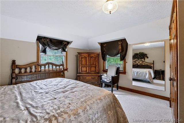 3814 Dogwood Drive, Floyds Knobs, IN 47119