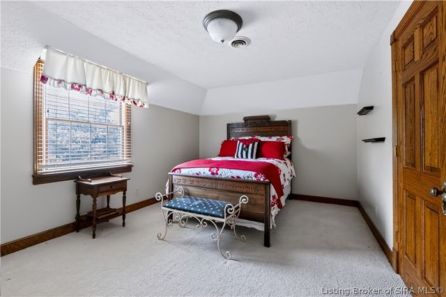 3814 Dogwood Drive, Floyds Knobs, IN 47119