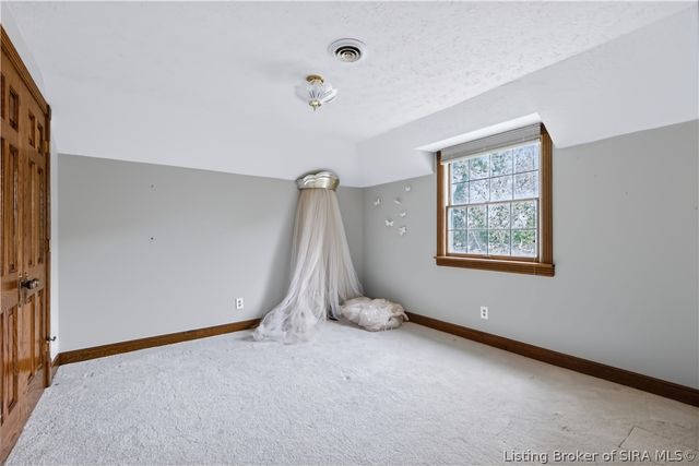 3814 Dogwood Drive, Floyds Knobs, IN 47119