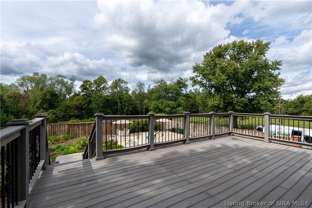3814 Dogwood Drive, Floyds Knobs, IN 47119