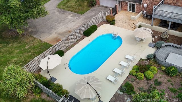 3814 Dogwood Drive, Floyds Knobs, IN 47119
