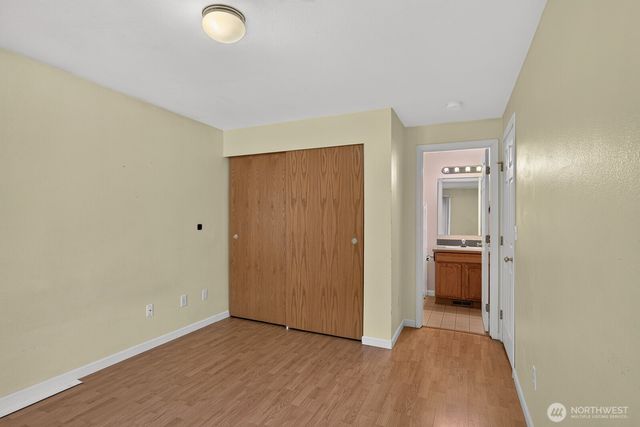 17701 Hillside Court, Arlington, WA 98223