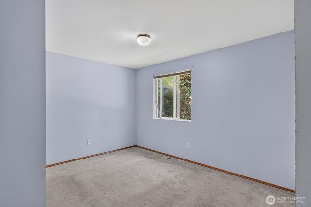 17701 Hillside Court, Arlington, WA 98223