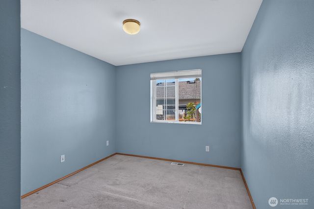17701 Hillside Court, Arlington, WA 98223