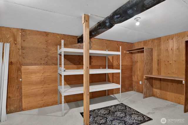 17701 Hillside Court, Arlington, WA 98223