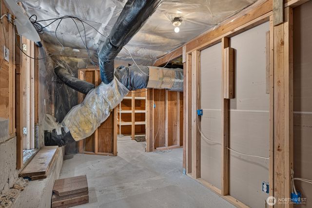 17701 Hillside Court, Arlington, WA 98223