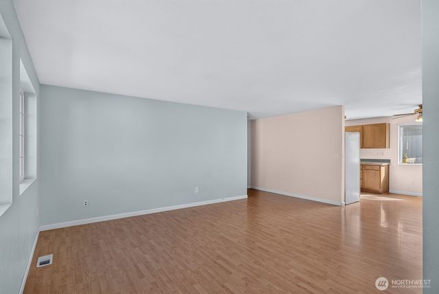 17701 Hillside Court, Arlington, WA 98223