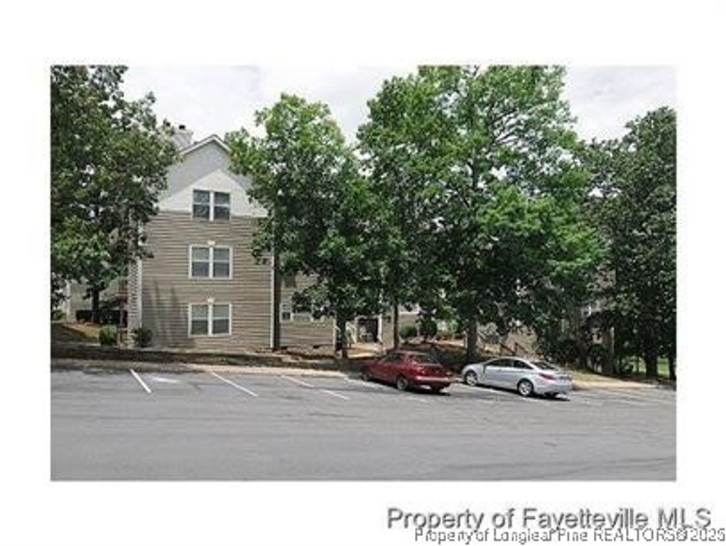 6792 Willowbrook Drive 16, Fayetteville, NC 28314