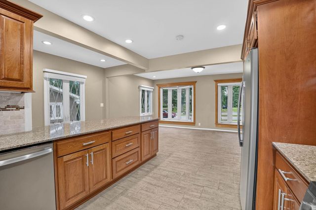 2221 Grand Boulevard, Cedar Falls, IA 50613