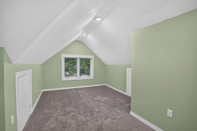 2221 Grand Boulevard, Cedar Falls, IA 50613