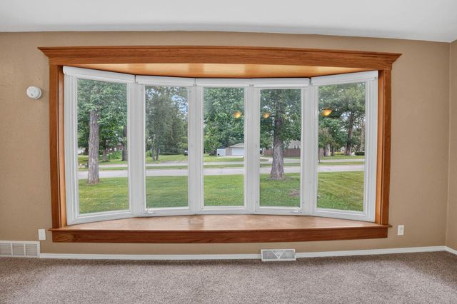 2221 Grand Boulevard, Cedar Falls, IA 50613