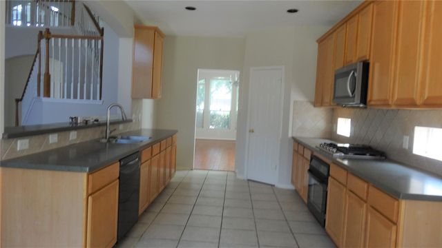 4822 Schiller Park Lane, Sugar Land, TX 77479