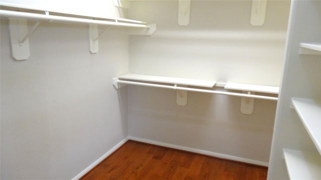 4822 Schiller Park Lane, Sugar Land, TX 77479