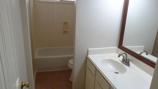 4822 Schiller Park Lane, Sugar Land, TX 77479