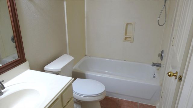 4822 Schiller Park Lane, Sugar Land, TX 77479