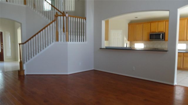 4822 Schiller Park Lane, Sugar Land, TX 77479