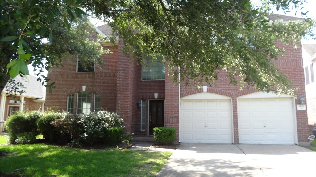 4822 Schiller Park Lane, Sugar Land, TX 77479