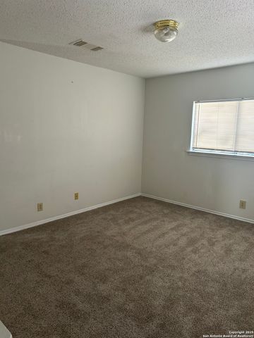 5103 Kenton Ash, San Antonio, TX 78240