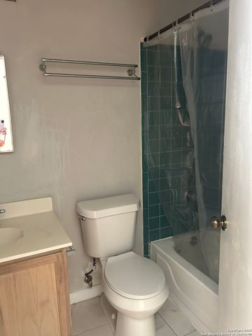 5103 Kenton Ash, San Antonio, TX 78240