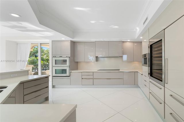 7124 Fisher Island Drive 7124, Miami Beach, FL 33109