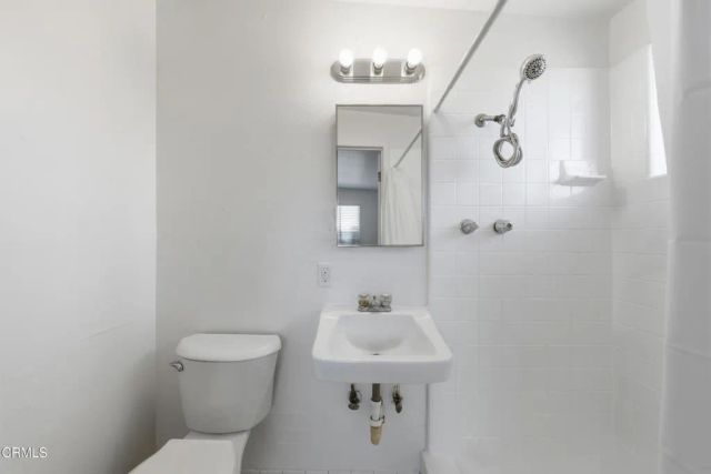 3402 Minna Street, Oxnard, CA 93036