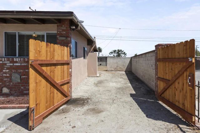 3402 Minna Street, Oxnard, CA 93036
