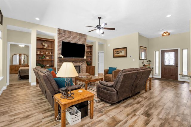 13957 Challenger Drive, Willis, TX 77318