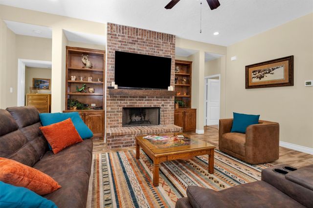 13957 Challenger Drive, Willis, TX 77318