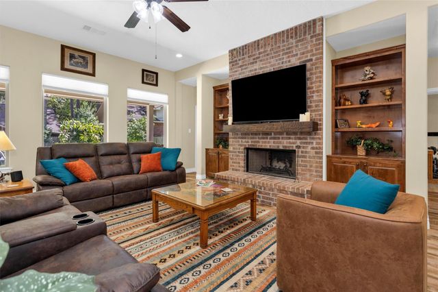 13957 Challenger Drive, Willis, TX 77318