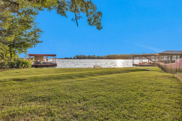 13957 Challenger Drive, Willis, TX 77318