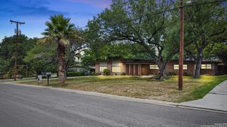 123 Riviera, Castle Hills, TX 78213
