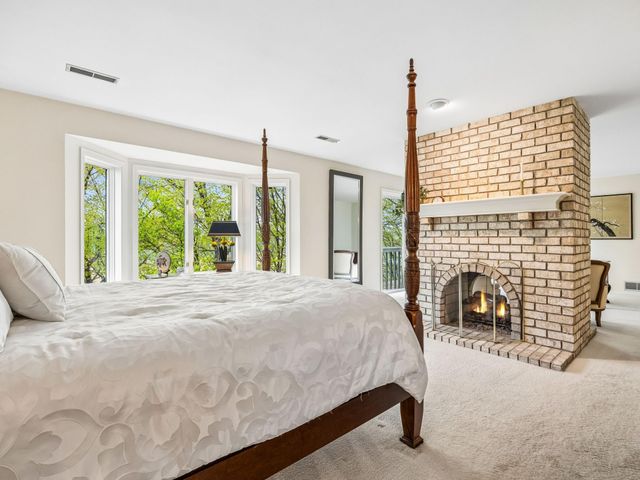 11202 Mount Curve Road, Eden Prairie, MN 55347