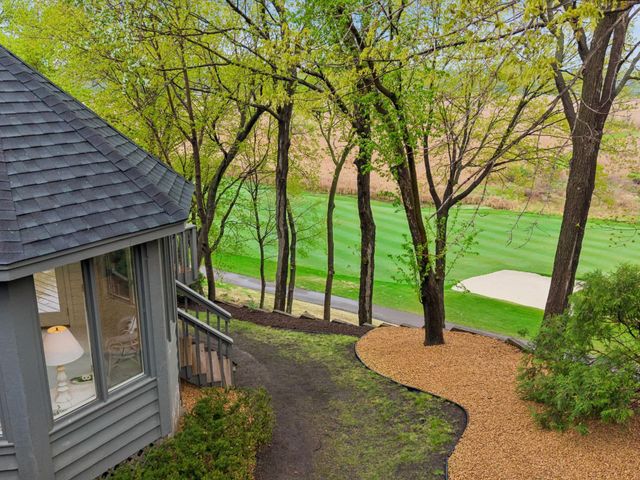 11202 Mount Curve Road, Eden Prairie, MN 55347