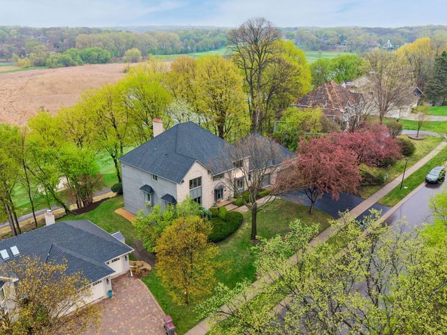 11202 Mount Curve Road, Eden Prairie, MN 55347