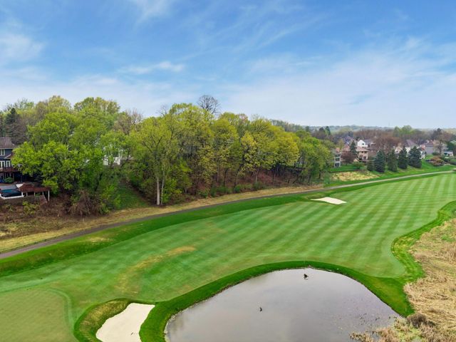 11202 Mount Curve Road, Eden Prairie, MN 55347