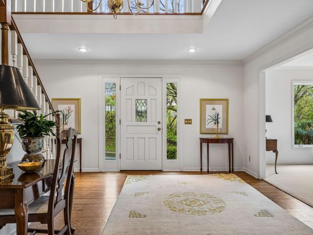 11202 Mount Curve Road, Eden Prairie, MN 55347
