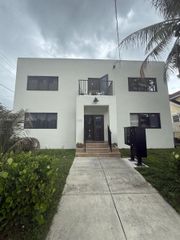 1101 SW 12th Ct 7, Miami, FL 33135