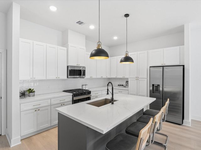 1014 Upside Wheatley Lane, Houston, TX 77091