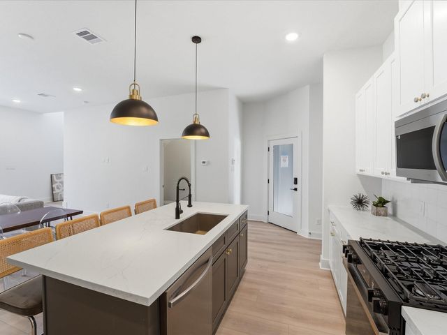 1014 Upside Wheatley Lane, Houston, TX 77091