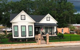 220 Curran Avenue, Picayune, MS 39466