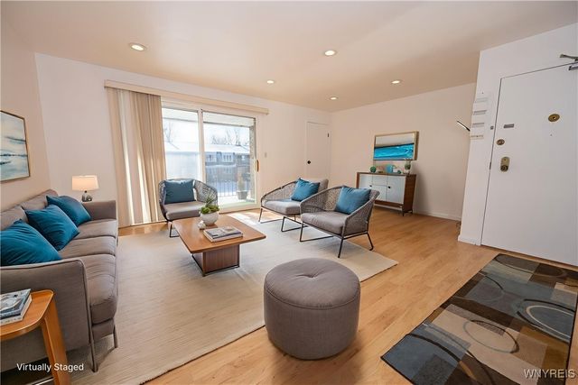 11 Georgian Lane 7, Amherst, NY 14221