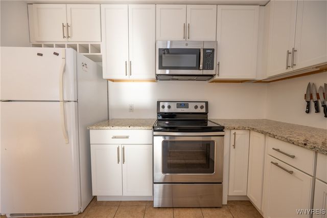 11 Georgian Lane 7, Amherst, NY 14221