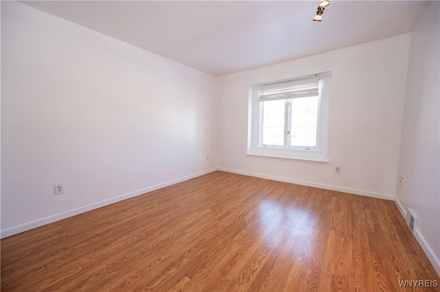 11 Georgian Lane 7, Amherst, NY 14221