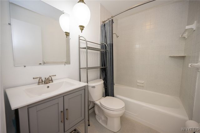 11 Georgian Lane 7, Amherst, NY 14221