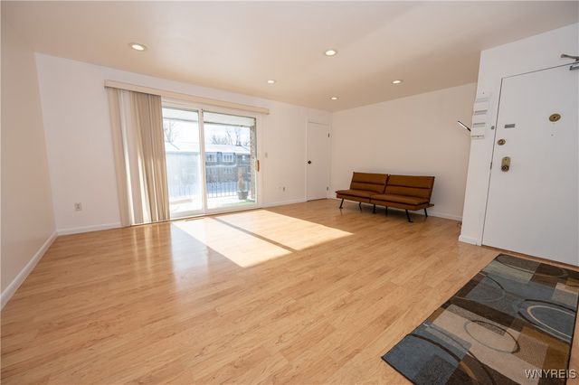 11 Georgian Lane 7, Amherst, NY 14221