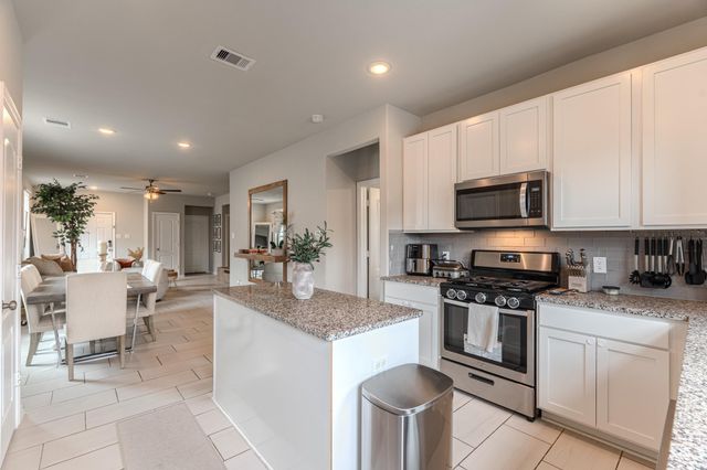 25847 Hickory Pecan Trail, Tomball, TX 77375